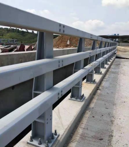 ��ײ����������